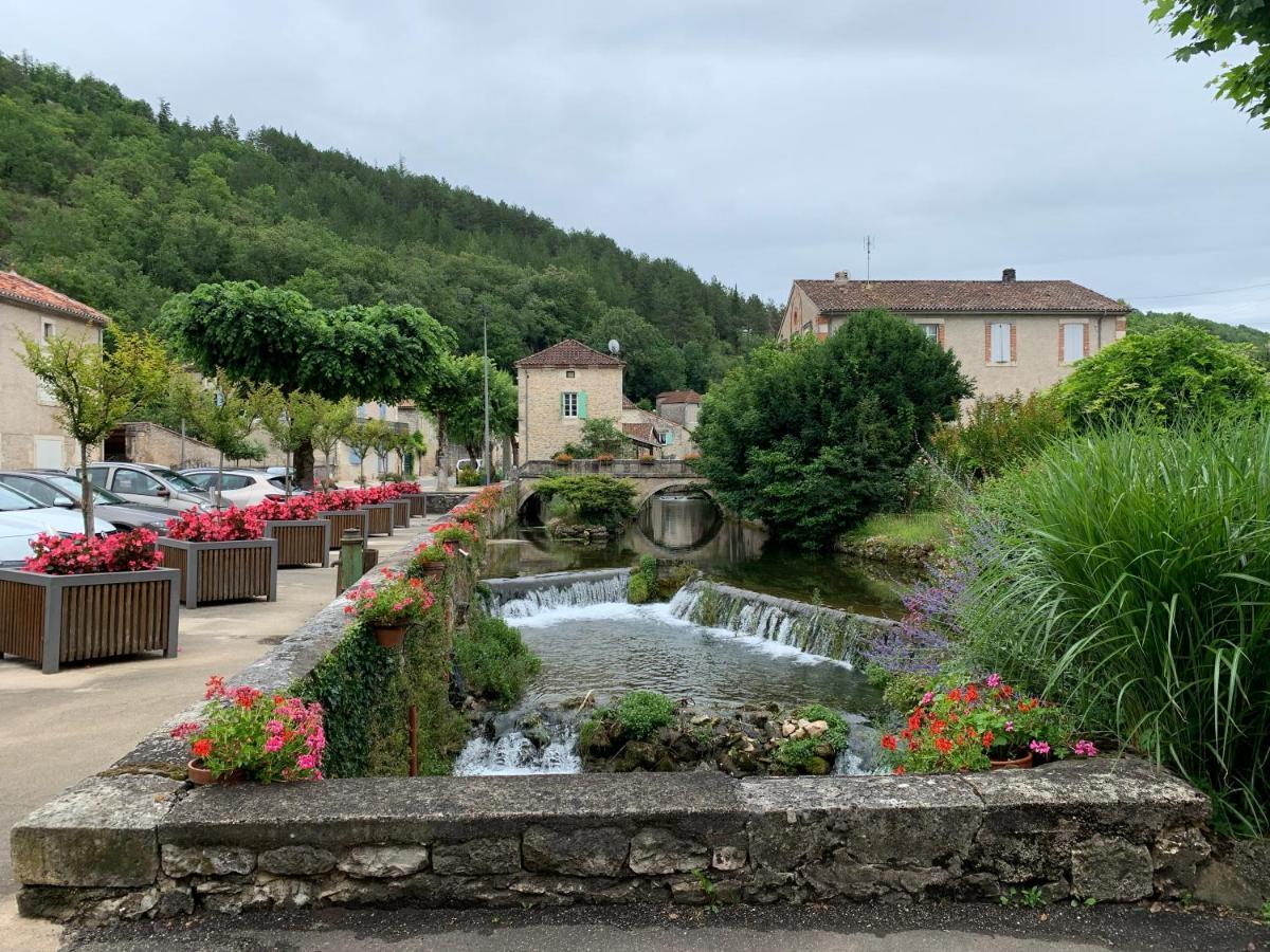 Stylish One Bedroom Apartment In A Lovely Village Saint-Vincent-Rive-dʼOlt Exteriér fotografie